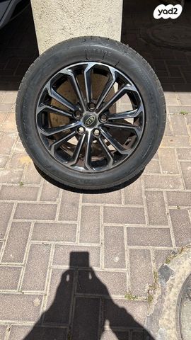 feedItemObj.data.row_1