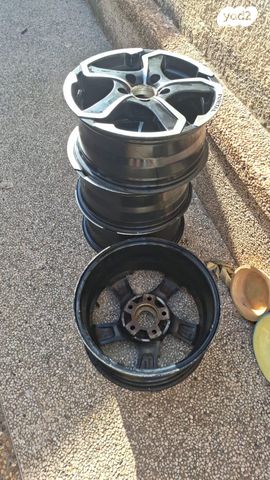 feedItemObj.data.row_1