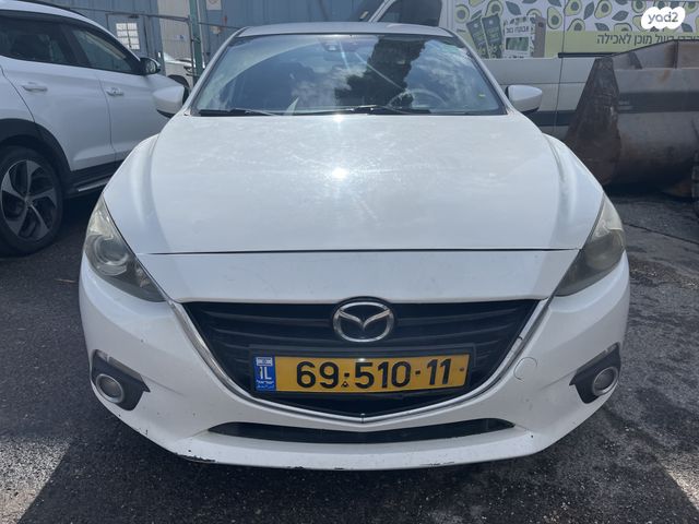 מודעת רכב מאזדה 3
