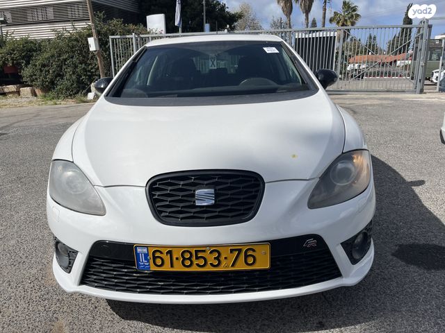 מודעת רכב סיאט לאון