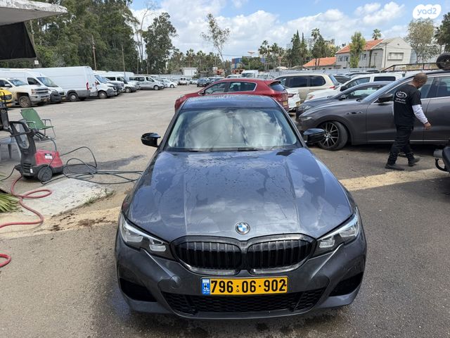 מודעת רכב ב מ וו סדרה 3