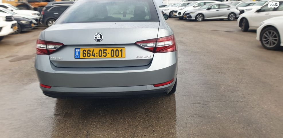 מודעת רכב סקודה סופרב 2