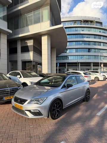 מודעת רכב סיאט לאון