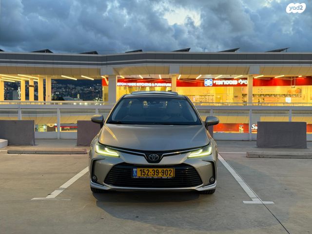 מודעת רכב טויוטה קורולה 1