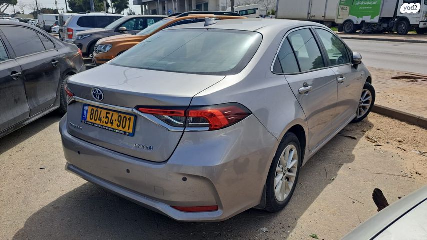 מודעת רכב טויוטה קורולה