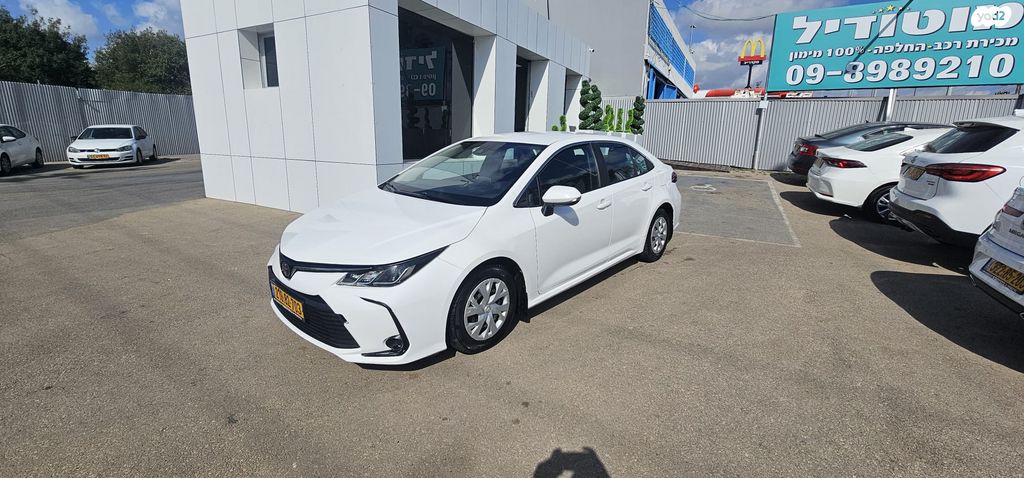 מודעת רכב טויוטה קורולה