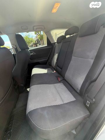 מודעת רכב טויוטה אוריס 2