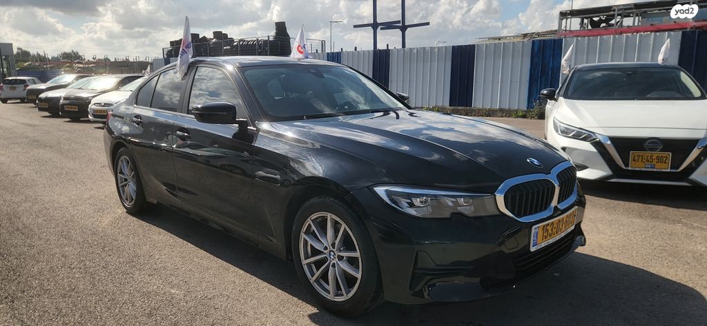 מודעת רכב ב מ וו סדרה 3