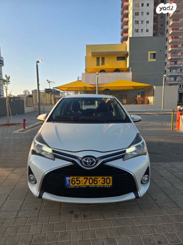 מודעת רכב טויוטה יאריס