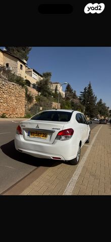 מודעת רכב מיצובישי אטראז'