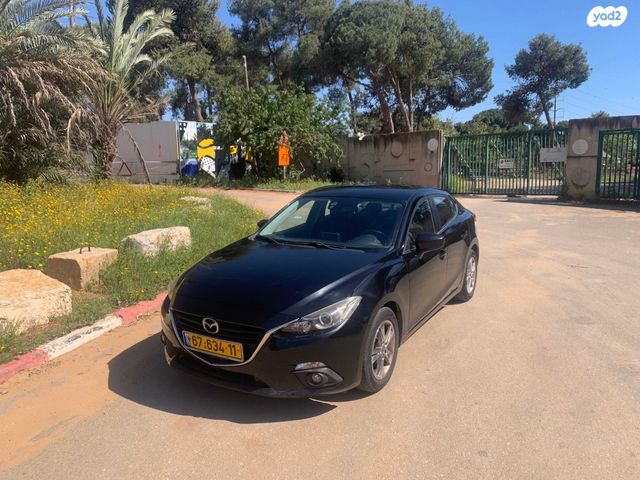 מודעת רכב מאזדה 3