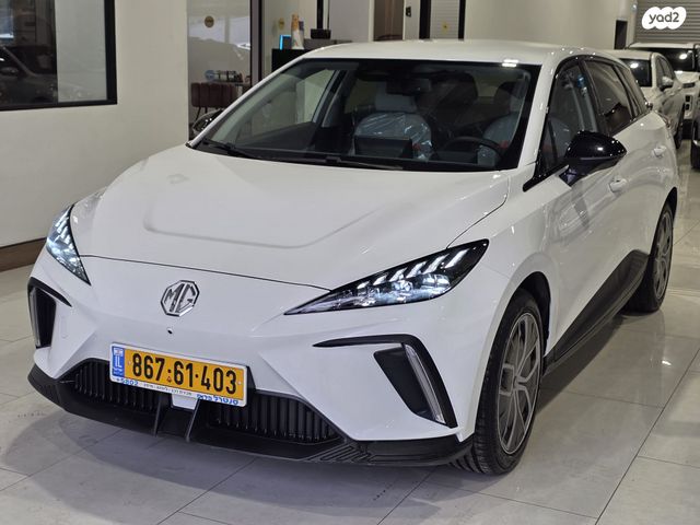 מודעת רכב אם ג'י MG4