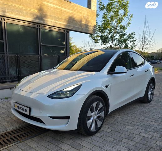 מודעת רכב טסלה מודל Y