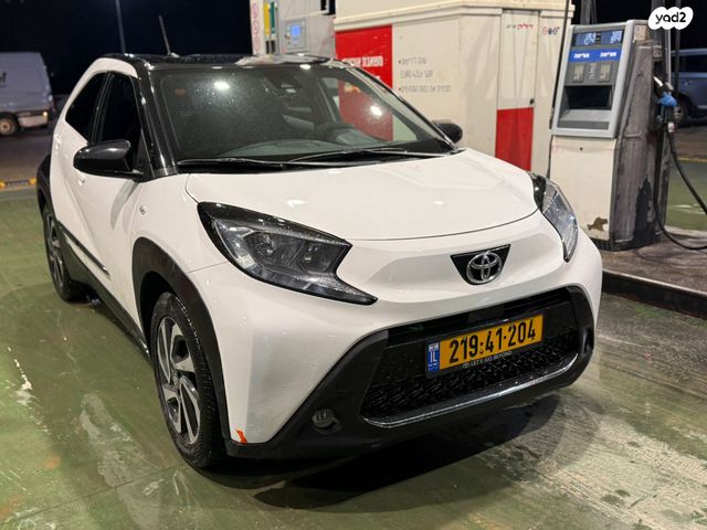 מודעת רכב טויוטה אייגו X 2