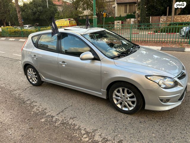 מודעת רכב יונדאי i30