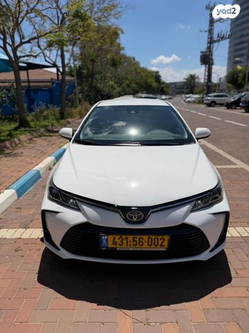 מודעת רכב טויוטה קורולה 1