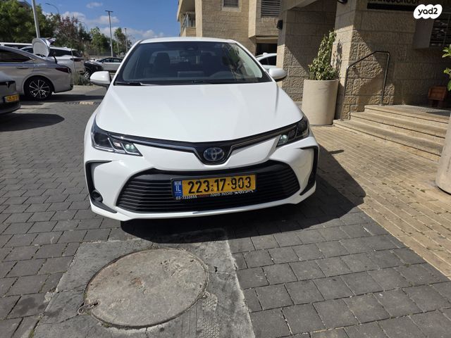 מודעת רכב טויוטה קורולה
