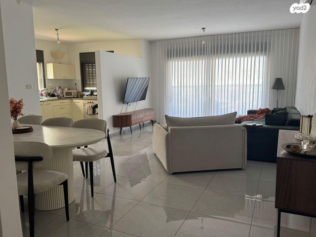 שדרות רובע יזרעאל 38