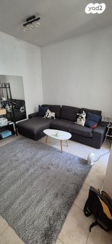 אנצו סירני 9