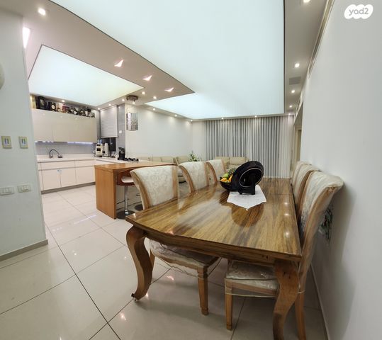 יעקב פיכמן 17