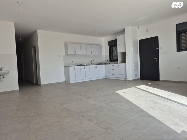 דרך הגלעד 50