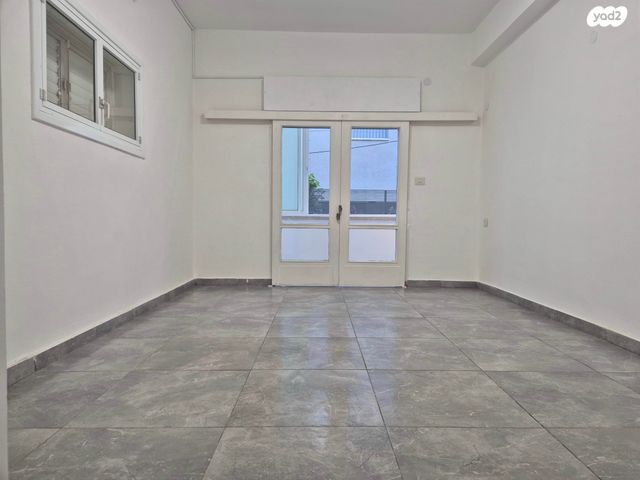 שדרות ירושלים 80