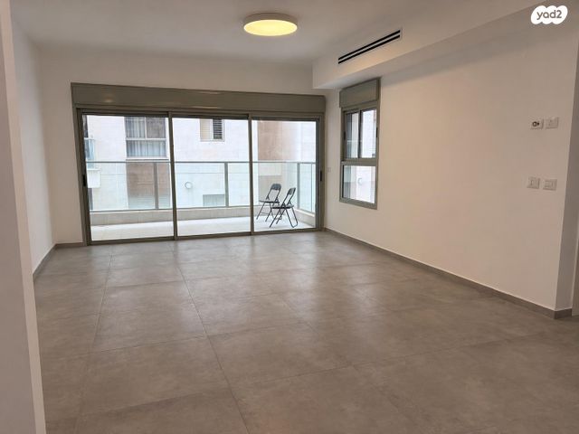 ז'בוטינסקי 10