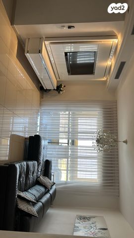 שדרות מקס ואמפרו שיין 15