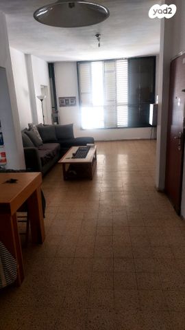 ז'בוטינסקי 30