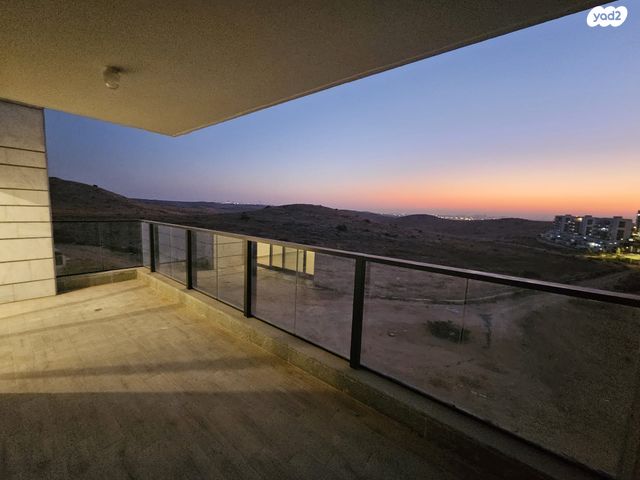 אוריהו הנביא 4