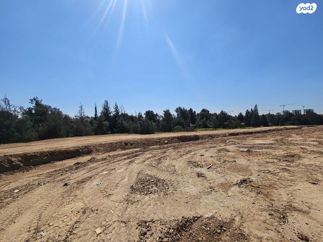 נווה שרון / שער העיר