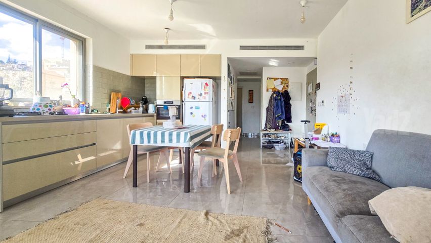דירה למכירה בירושלים (תיווך) — 2