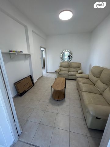 דרך יד לבנים 7