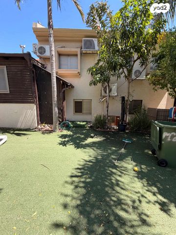 בית פרטי/ קוטג', גן יבנה