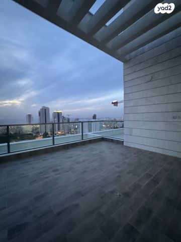 שדרות בנימין 90