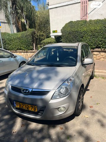 מודעת רכב יונדאי i20