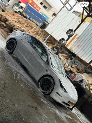 מודעת רכב טסלה מודל 3