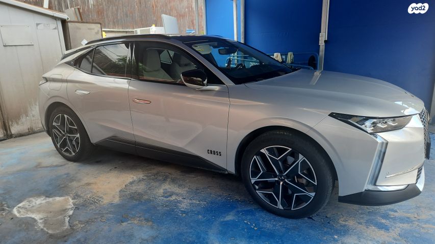 מודעת רכב די.אס 4