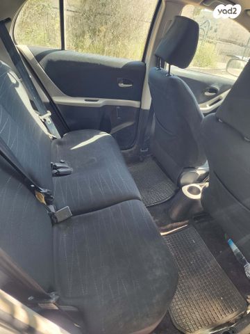 מודעת רכב טויוטה יאריס