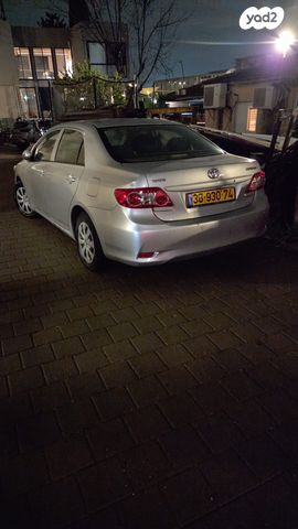 מודעת רכב טויוטה קורולה