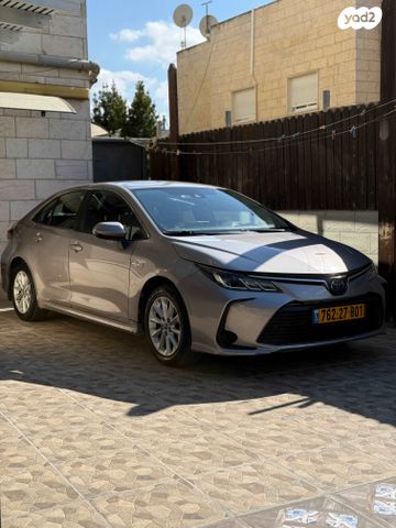 מודעת רכב טויוטה קורולה
