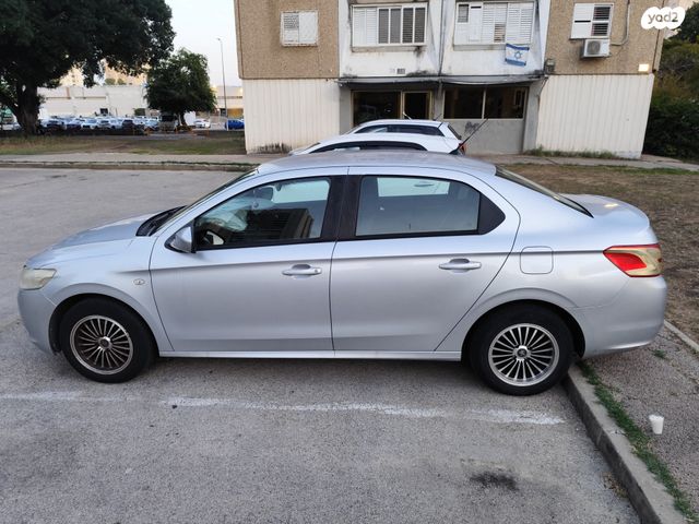 מודעת רכב פיג'ו 301