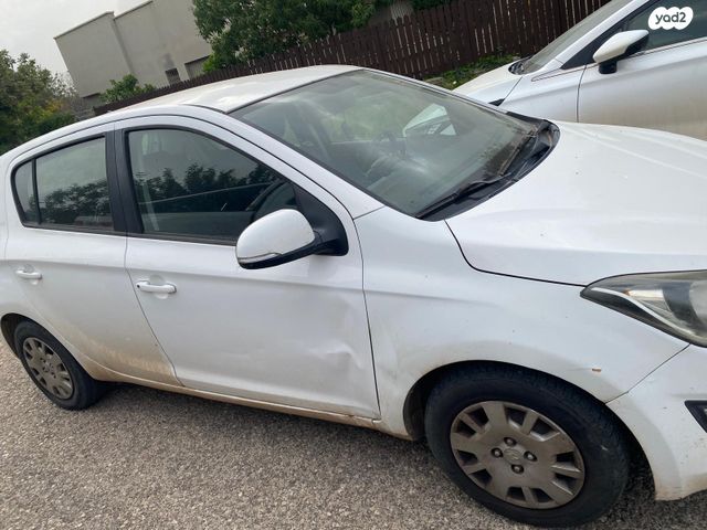 מודעת רכב יונדאי i20