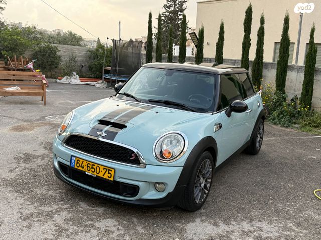 מודעת רכב מיני קופר