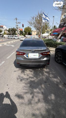 מודעת רכב טויוטה קאמרי