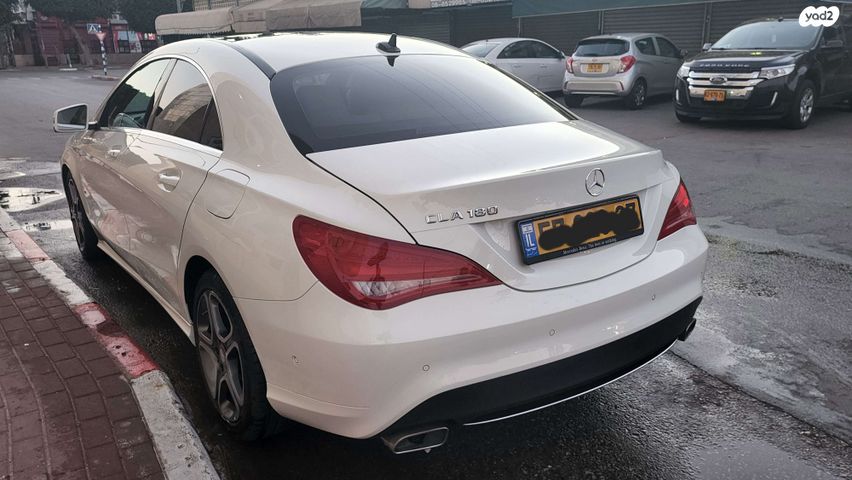 מודעת רכב מרצדס-בנץ CLA