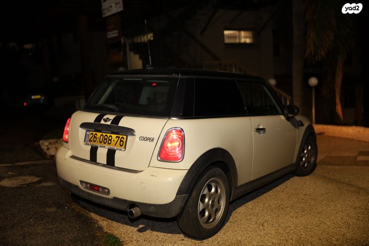 מודעת רכב מיני קופר