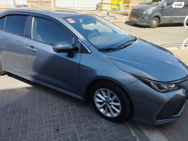 מודעת רכב טויוטה קורולה