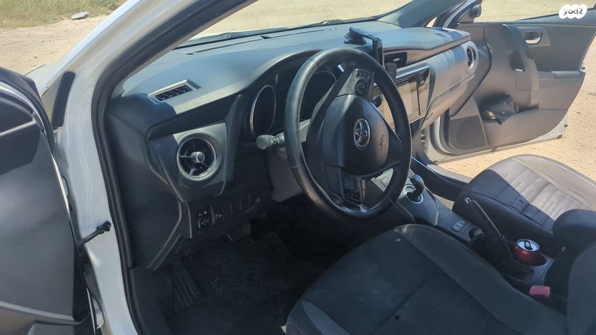 מודעת רכב טויוטה אוריס