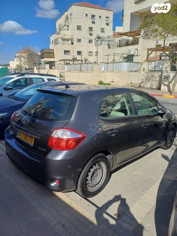 מודעת רכב טויוטה אוריס